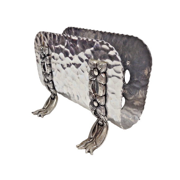 Vintage Hammered Aluminum Napkin Holder 1950’s Footed Scalloped & Flowers MCM - Picture 2 of 7
